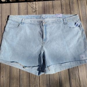 Old Navy Boyfriend Distressed Jean Shorts